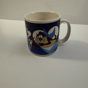 Warner Bros. Applause Mug with Black and White Design